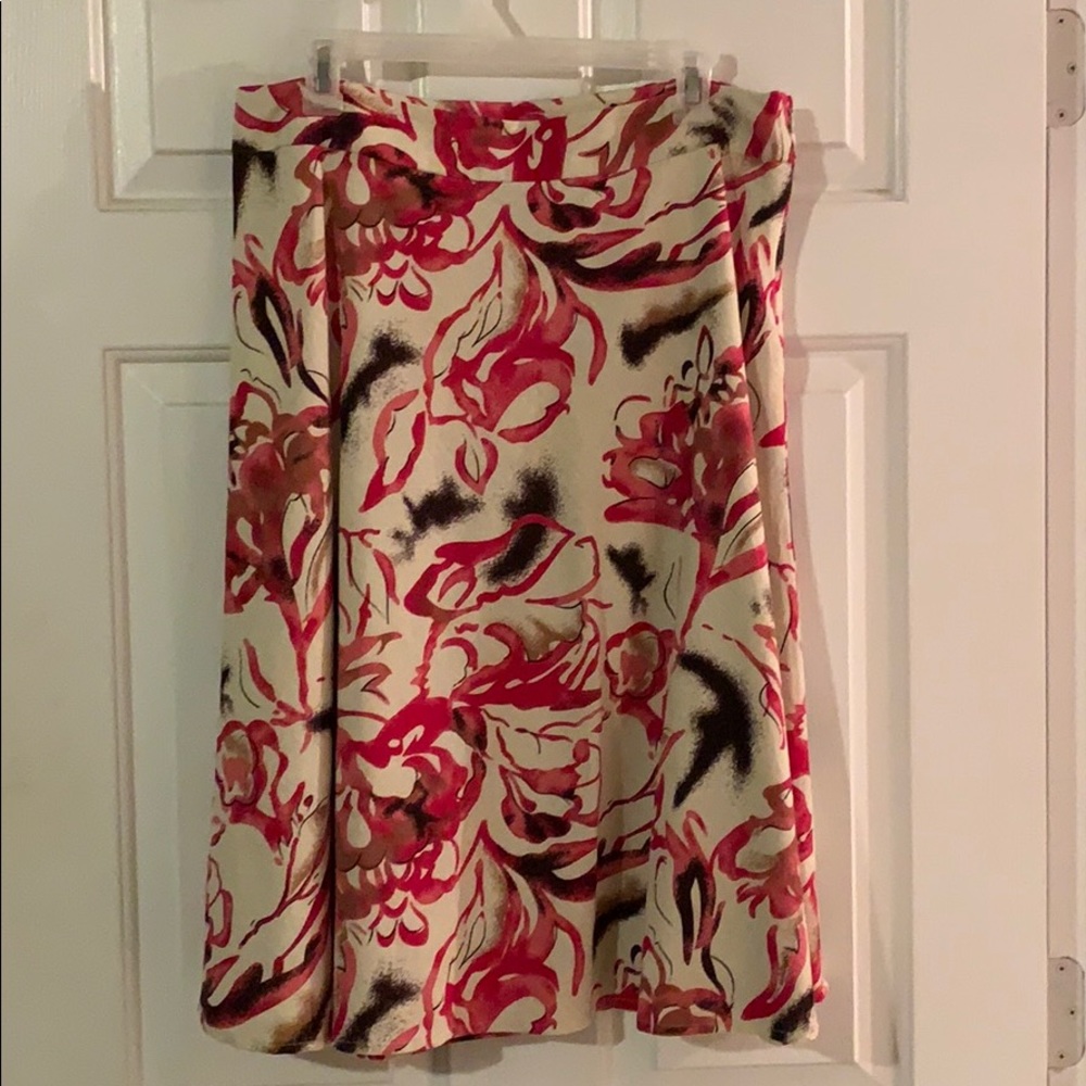 Patterned Knee Length Skirt